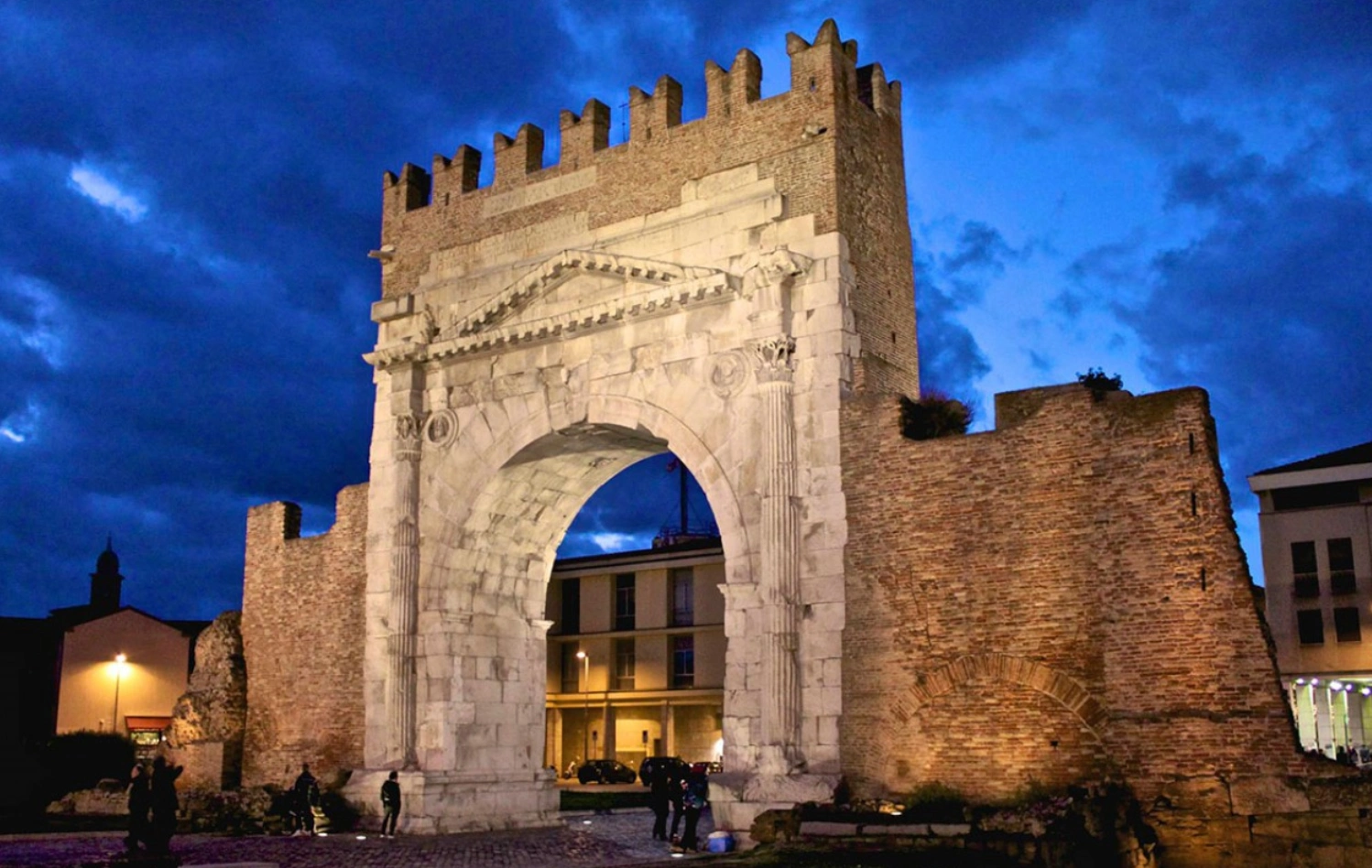 Arco di Augusto